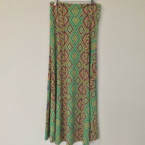 XS LuLaRoe Maxi Skirt EEUC Slinky material